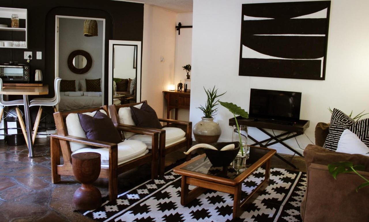 Alluring Self Catering 2 Bedroom Villa At Bokmakierie Villas ويندهوك المظهر الخارجي الصورة