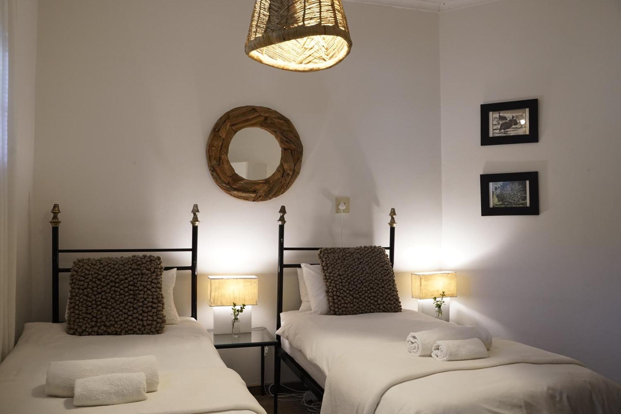 Alluring Self Catering 2 Bedroom Villa At Bokmakierie Villas ويندهوك المظهر الخارجي الصورة